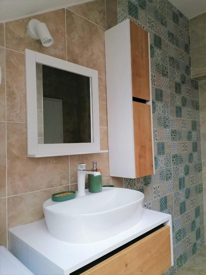 Jarun Apartman "Runolist" Zagreb Buitenkant foto